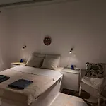Akra * Houlakia (Mykonos)